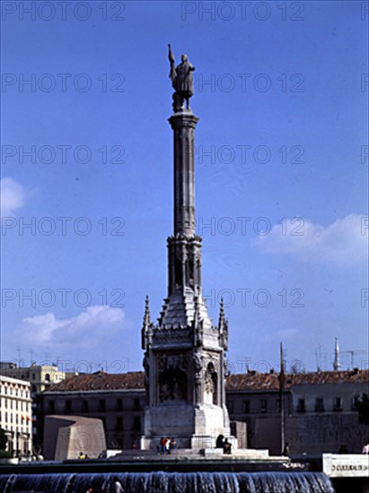 MELIDA Y ALINARI ART
PLAZA COLON - MONUMENTO A CRISTOBAL COLON -1881/1885 - ESCULTURA NEOGOTICA
