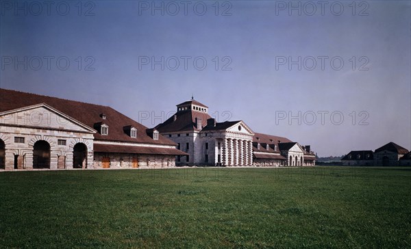LEDOUX NICOLAS 1736/1806
CIUDAD-FABRICA DE LAS SALINAS REALES 1775/1779-NEOCLASICO
ARC SENANS,