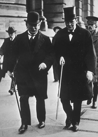 WINSTON CHURCHIL (1874-1965) Y DAVID LLOYD GEORGE (1863-1945

This image is not downloadable.