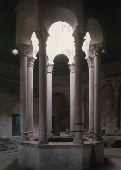 VISTAS DEL INTERIOR
GERONA, BAÑOS ARABES
GERONA

This image is not downloadable. Contact us for