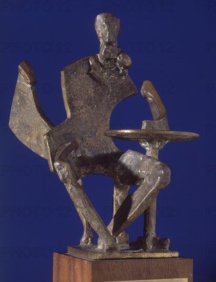 BLANCO VENANCIO
ESCULTURA - HOMBRE EN LA MESA DEL BAR

This image is not downloadable. Contact