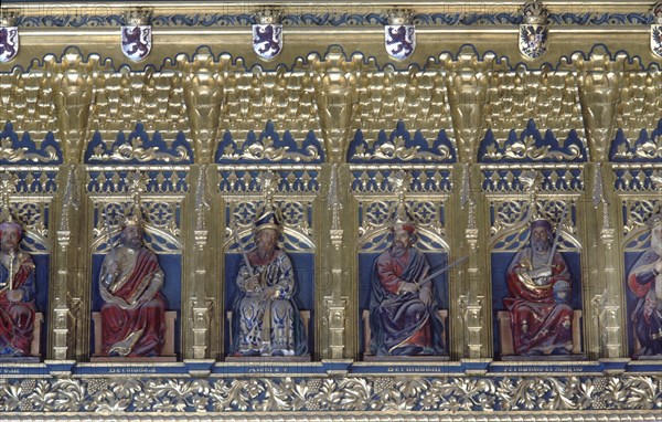 SALA DE REYES-REYES LEONESES HASTA FERNANDO EL MAGNO
SEGOVIA, ALCAZAR
SEGOVIA

This image is