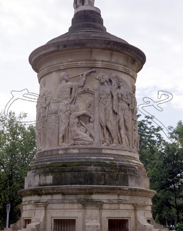 MONUMENTO A GAYARRE-RELIEVE DE LA MUSICA
PAMPLONA, PARQUE TACONERA
NAVARRA

This image is not