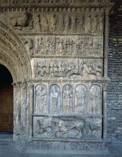 PORTADA-DET DERECHA-EPISODIOS DE MOISES-MUSICOS
RIPOLL, MONASTERIO DE SANTA MARIA
GERONA