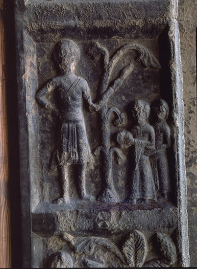 PORTADA-MONTANTE DE LA PUERTA-CALENDARIO MEDIEVAL-SEPTIEMBRE
RIPOLL, MONASTERIO DE SANTA