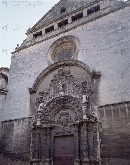 EXTERIOR-FACHADA PRINCIPAL DE LA IGLESIA-BARROCA-1571-1683
PALMA, COLEGIO/CONV