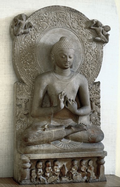 ESCUELA DE SARNATH
ESCULTURA BUDICA(GIRA RUEDA DE LA LEY)V CENTURIA-ESTIL GUPTA
SARNATH,