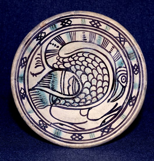 PLATO CATALAN-S XIV CON PAJARRO-PROCEDE BAÑOS ARABES DE GERONA
BARCELONA, MUSEO