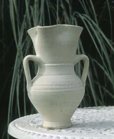 JARRA PARA AGUA-ORDINARIA-BARRO BLANCO SIN VIDRIAR-ARTE POPULAR S XX
VERA, COLECCION