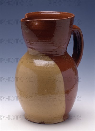 JARRA PARA VINO VIDRIADA Y  PINTADA EN MARRON Y AMARILLO-CERAMICA POPULAR
ALHAMA DE ARAGON,