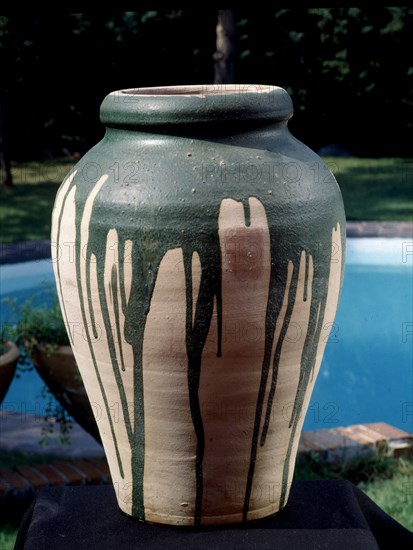 ORZA PARCIALMENTE VIDRIADA -ARTE POPULAR S XX
QUART, COLECCION PARTICULAR
GERONA

This image is