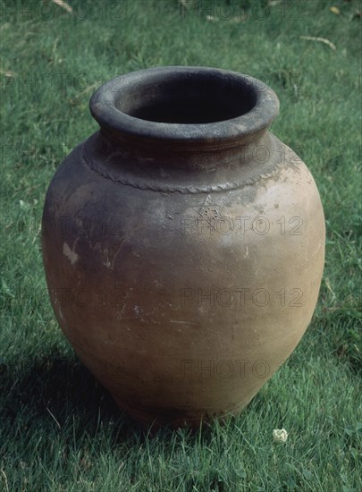 TINAJA DE GRAN CUELLO SIN VIDRIAR - ARTE POPULAR
TORREJONCILLO, COLECCION