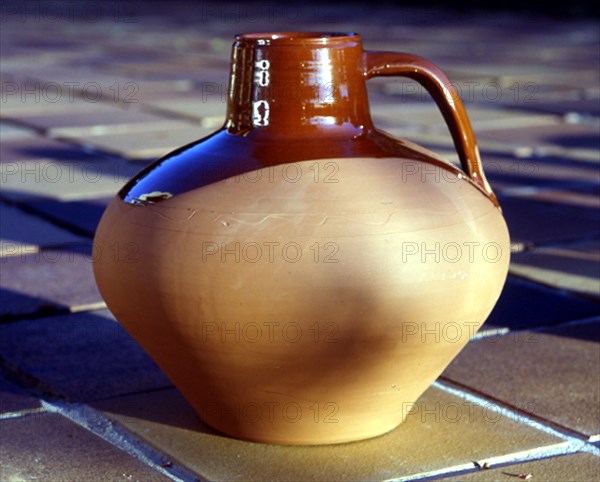 CANTARO - CUELLO CORTO Y ANCHO CON UN ASA - VIDRIADO DE BABERO- ARTE POPULAR
NAVARRETE, COLECCION