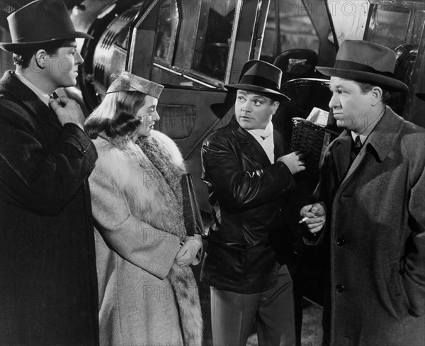 ESCENA"LA NOVIA CAYO DEL CIELO"POR JAMES CAGNEY/BETTE DAVIS-WARNER BROSS

This image is not