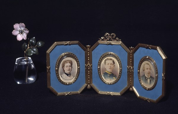 RETRATOS DE EUGENIA DE MONTIJO, NAPOLEON EUGENIO LUIS JUAN JOSE Y NAPOLEON III
MADRID, COLECCION