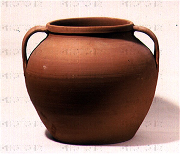 OLLA CON DOS ASAS
ARROYO DE LA LUZ, COLECCION PARTICULAR
CACERES
