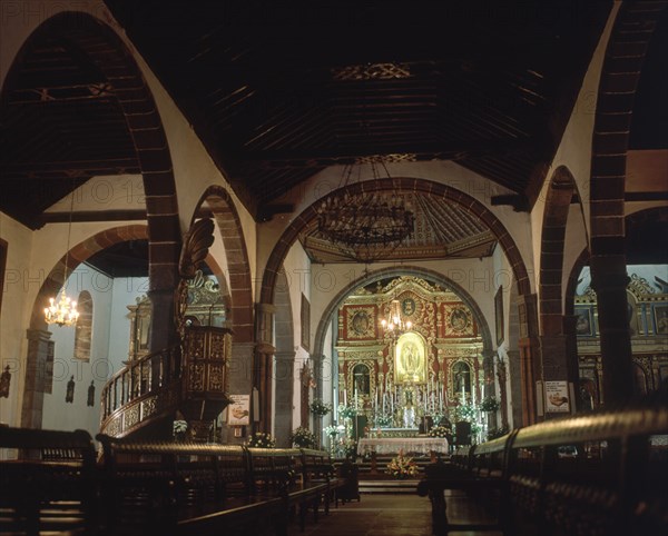 INTERIOR DE LA IGLESIA PARROQUIAL DE LOS LLANOS DE ARIADNE
LOS LLANOS, IGLESIA PARROQUIAL
LA