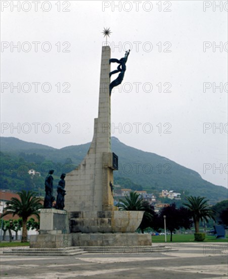 HERNANDEZ MORALES A
MONUMENTO A JUAN DE LA COSA - MARINO CONQUISTADOR Y CARTOGRAFO NACIDO EN