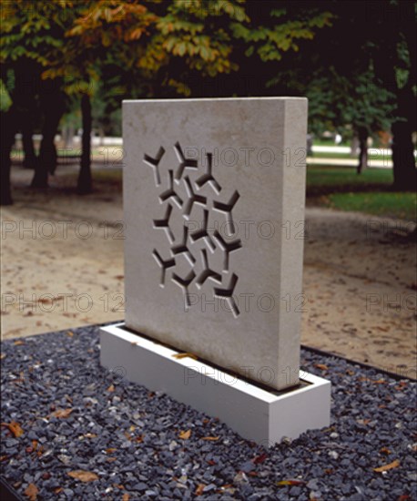 ALFARO ANDREU 1929/-
PARLEM DEL VENT - 2000 - ESCULTURA ESPAÑOLA CONTEMPORANEA EN EL PASEO DE