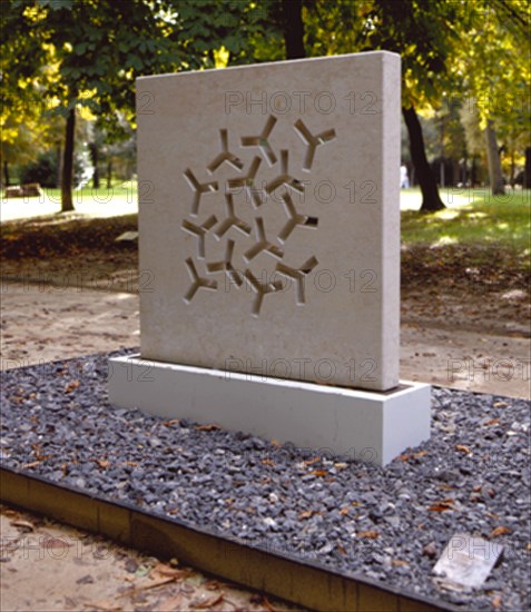 ALFARO ANDREU 1929/-
PARLEM DEL VENT - 2000 - ESCULTURA ESPAÑOLA CONTEMPORANEA EN EL PASEO DE