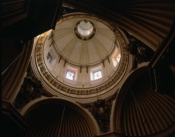 ROMAN MATIAS
INTERIOR - CUPULA DE LA CAPILLA DE SAN FAUSTO - 1691
MEJORADA DEL CAMPO, IGLESIA DE