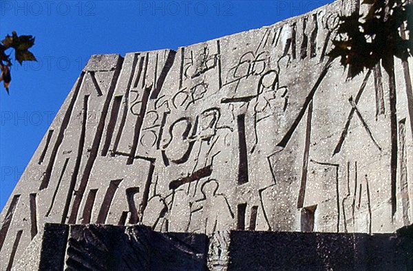 VAQUERO PALACIOS/VAQUERO TURCIOS
MONUMENTO AL DESCUBRIMIENTO DE AMERICA EN LOS JARDINES DEL