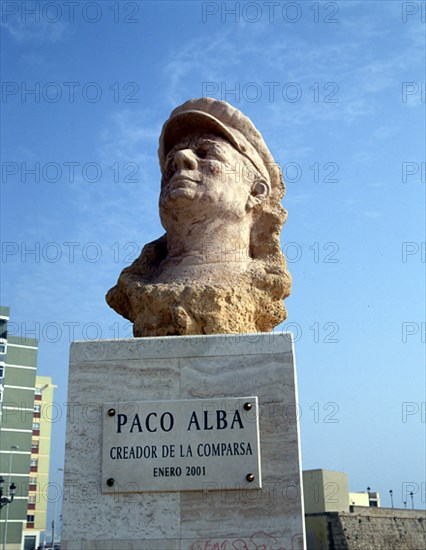 BUSTO DE PACO ALBA CREADOR DE LA COMPARSA
CADIZ, EXTERIOR
CADIZ
