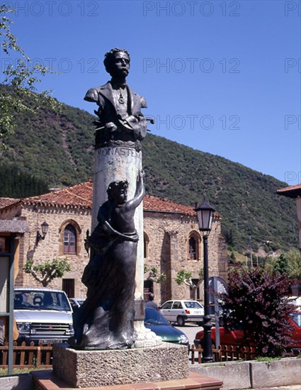ESTANY PEDRO
ESCULTURA CON EL BUSTO DE JESUS DE MONASTERIO - 1906
POTES,
