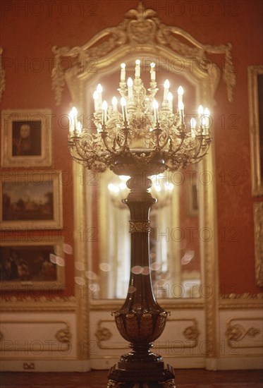 ADAM ROBERT 1728/92
INTERIOR-GALERIA WATERLOO DISEÑADA POR DEAN WYATT 1828-ESTILO LUIS