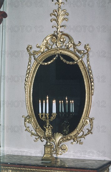 ESPEJO CON APLIQUES EN BRONCE DORADO-ESTILO GEORGIANO-JORGE III- 1760/1820
LONDRES, OSTELEY PARK/