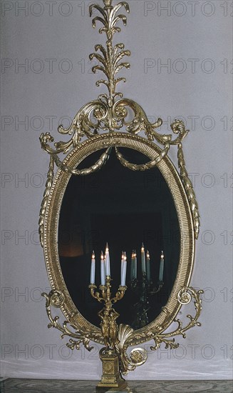 ESPEJO CON APLIQUES EN BRONCE DORADO-ESTILO GEORGIANO-JORGE III- 1760/1820
LONDRES, OSTELEY PARK/