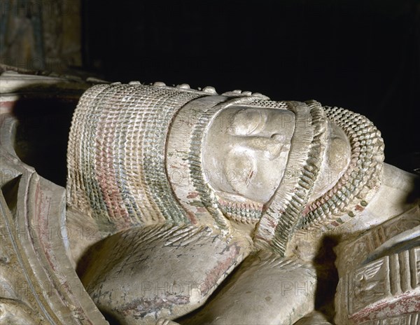 SEPULCRO DE LEONOR RUIZ DE CASTRO SEGUNDA ESPOSA DEL INFANTE DON FELIPE- DET DEL TOCADO - S