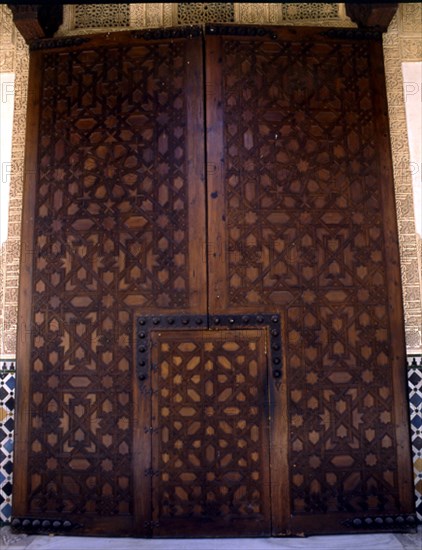 PUERTA DE MADERA-PERIODO NAZARI-S XIV-DECORACION GEOMETRICA
GRANADA, ALHAMBRA
GRANADA

This