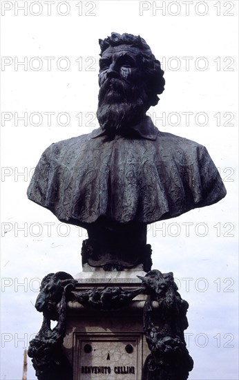 ROMANELLI RAFFAELE
BUSTO DE BENVENUTO CELLINI (1500-1571) - ESCULTOR Y GRABADOR FLORENTINO -