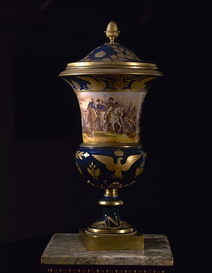 VASIJA DE PORCELANA CON NAPOLEON A CABALLO - ESTILO SEVRES - S XIX
MADRID, COLECCION MANUEL