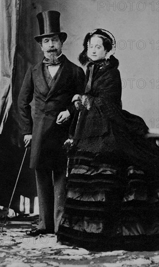 DISDERI
P- RETRATO DEL EMPERADOR NAPOLEON III Y DE SU ESPOSA LA EMPERATRIZ EUGENIA DE MONTIJO - S