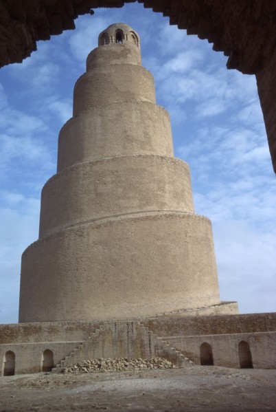 Minaret en forme de spirale de la grande mosquée de Samarra, Irak, 1989