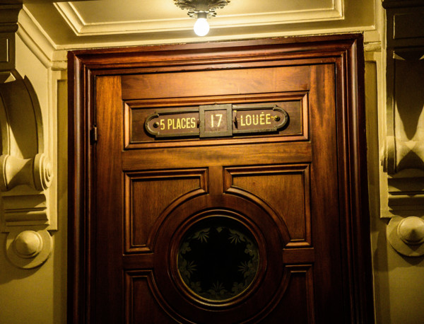 Entrée de loge de l'Opéra Garnier à Paris