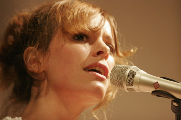 Emily Loizeau, 2006