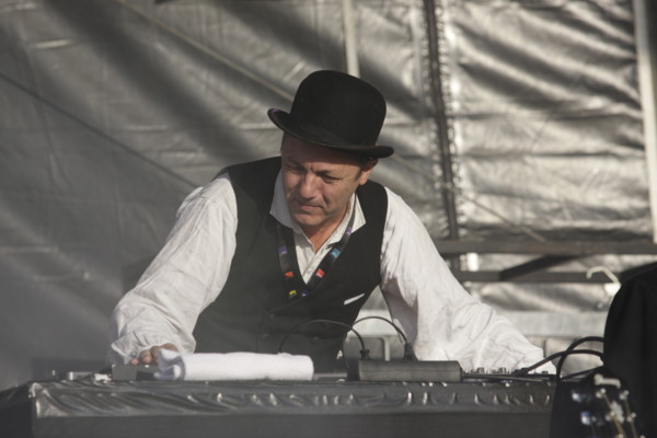 Bibi Tanga et le Professeur Inlassable, 2008