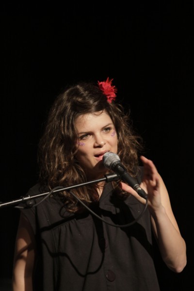 Chat (Charlène Juarez), 2009