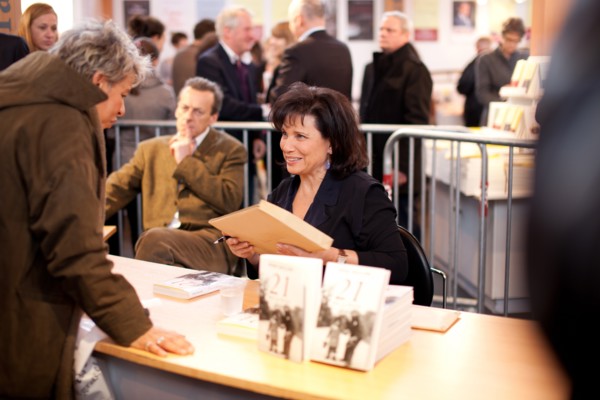 Anne Sinclair, 2012