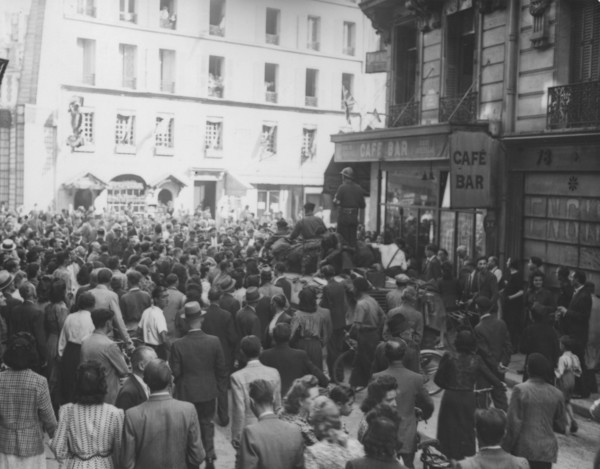 Scene of cheering crowd during the Liberation of Paris (August 1944)