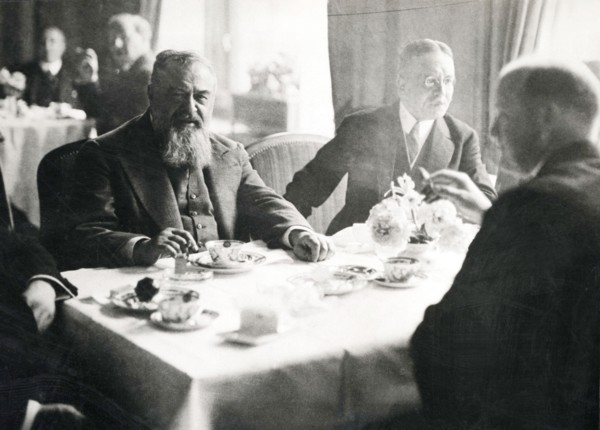 Tristan Bernard, 1930
