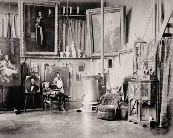 Félix-Henri Giacomotti in his studio