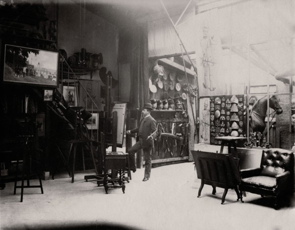 Edouard Detaille dans son atelier