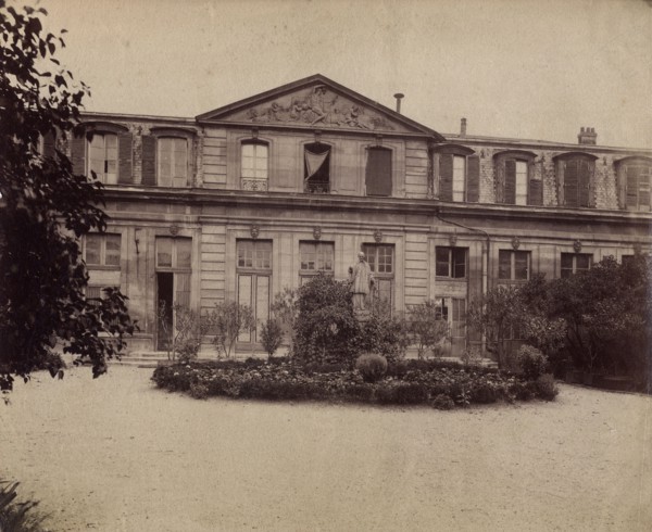 Atget, Former hunting lodge in Clichy-la-Garenne