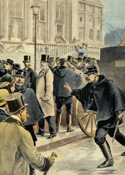 The Dreyfus Affair - Emile Zola entering the law court