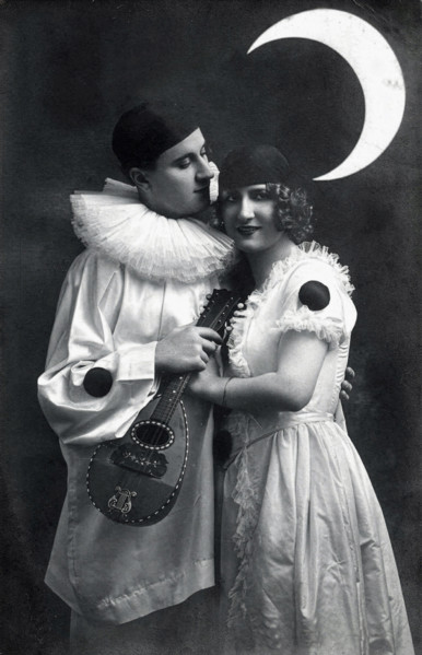 Pierrot and Colombine.