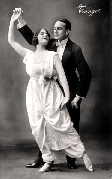 Le TANGO , danse